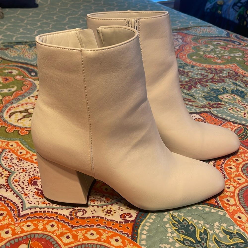 SHEIN white boots with 3 inch heel